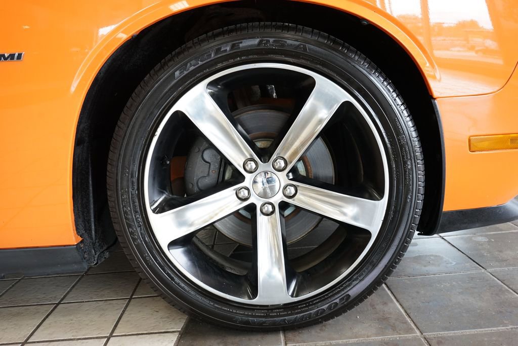 Used 2014 Dodge Challenger R/T RWD image 52