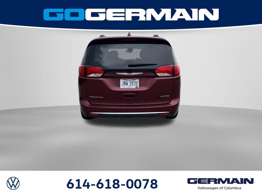 Used 2018 Chrysler Pacifica Limited w/ Tire & Wheel Group FWD image 7