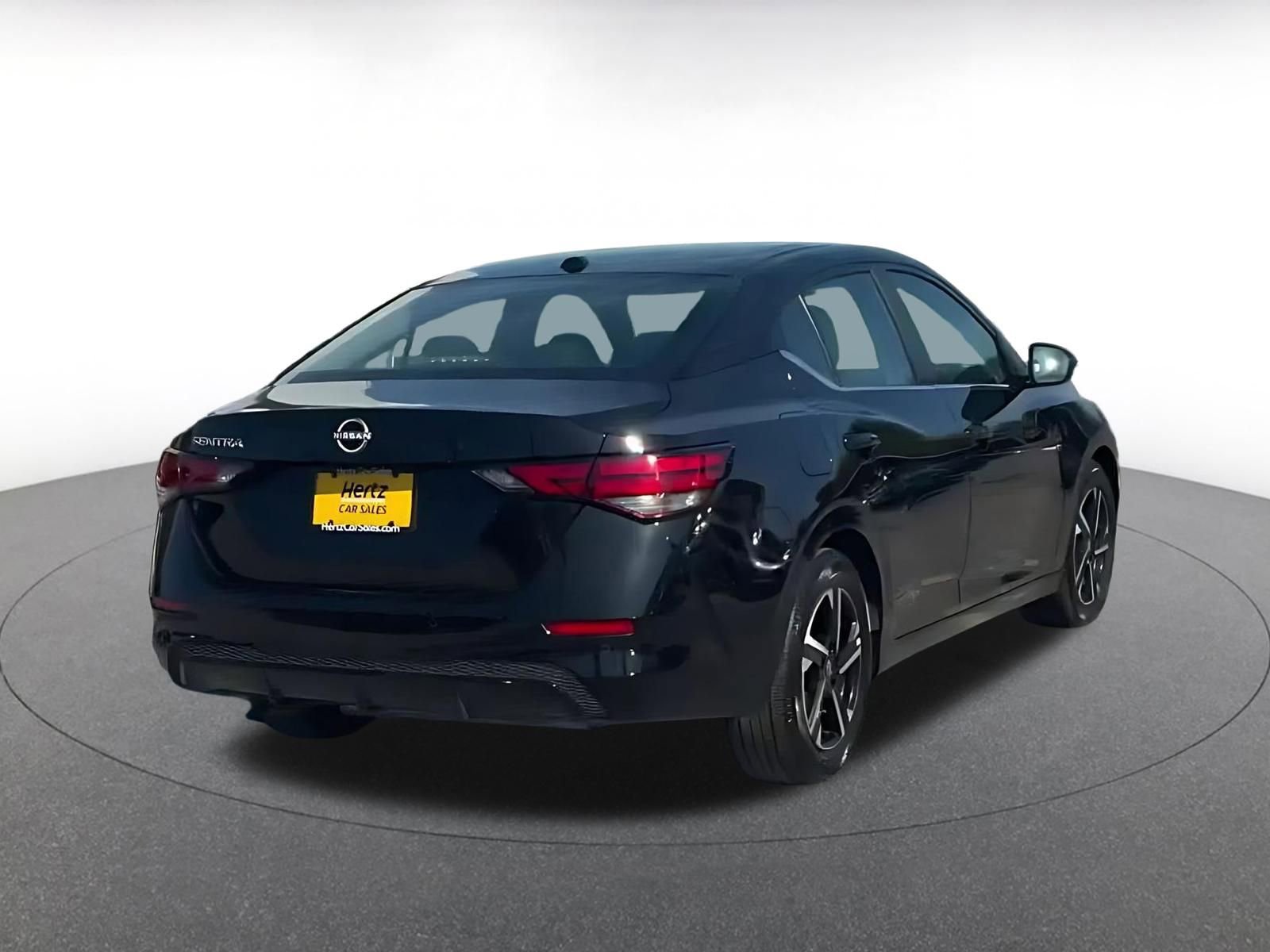 Used 2025 Nissan Sentra SV image 15