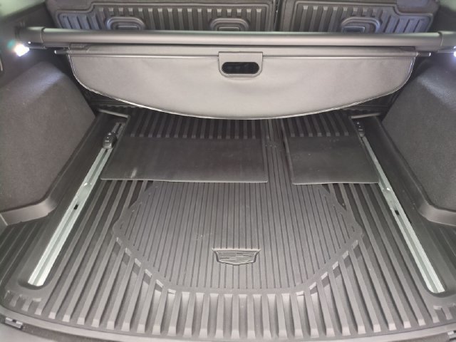 Used 2024 Cadillac XT5 Premium Luxury w/ LPO, Floor Liner Package AWD/4WD image 25