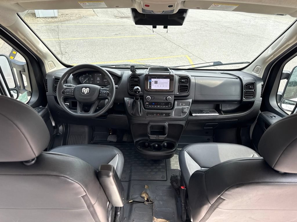 Used 2025 RAM ProMaster 2500 w/ Convenience Group FWD image 31