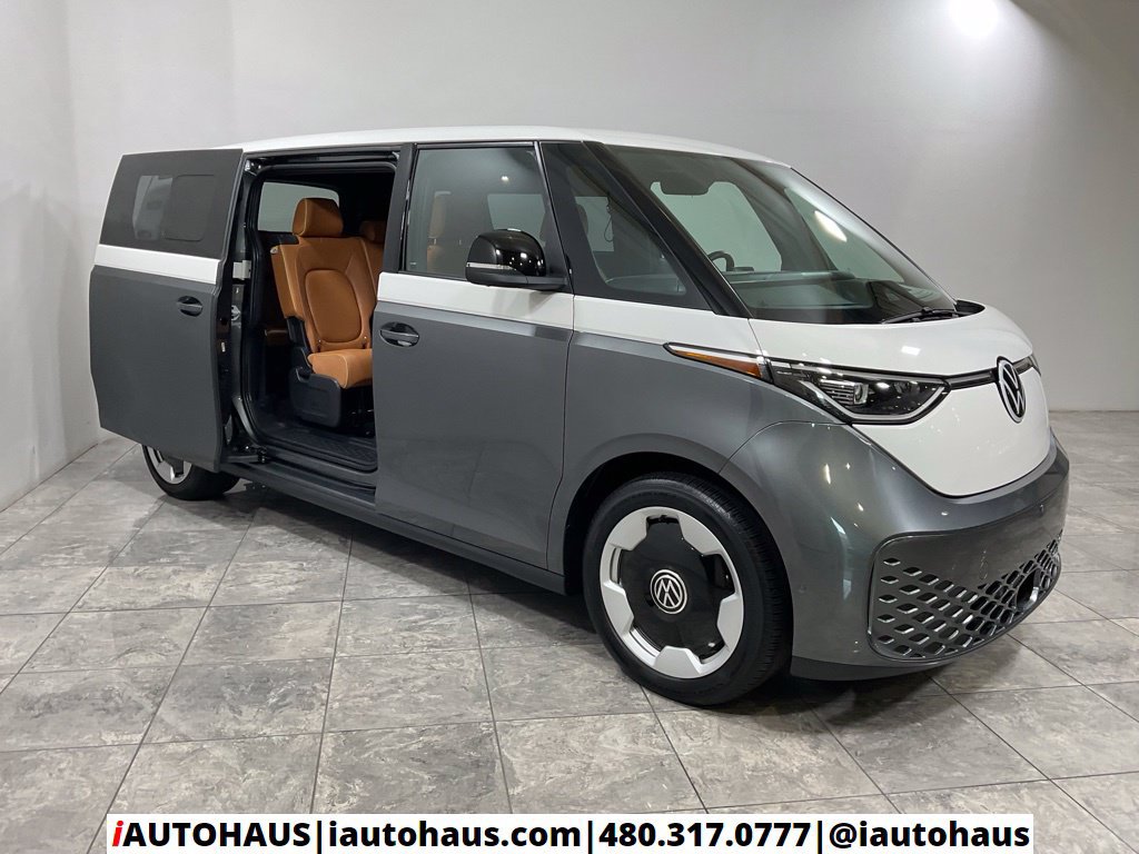 Used 2025 Volkswagen ID. Buzz Pro S Plus RWD image 28