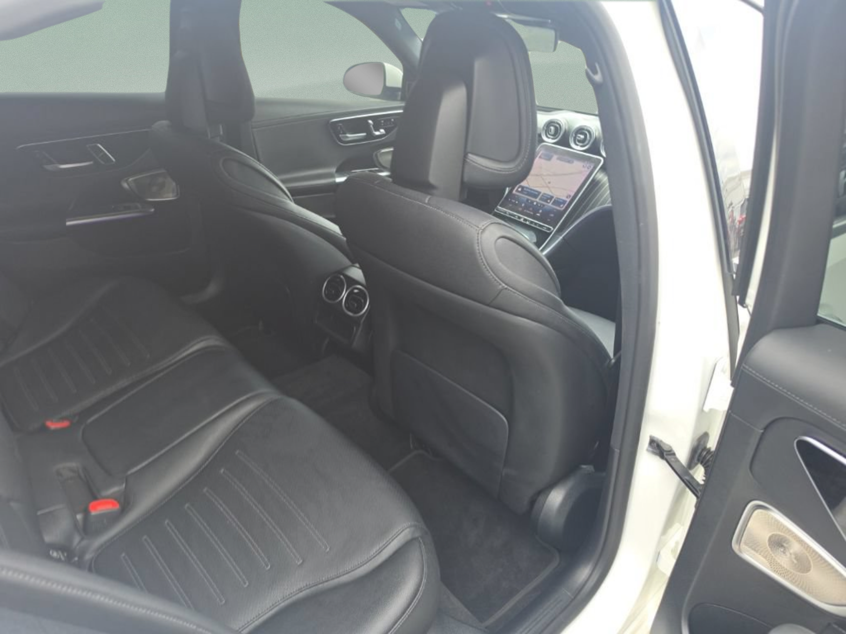 Used 2022 Mercedes-Benz C 300 4MATIC Sedan w/ Pinnacle Trim Package image 30