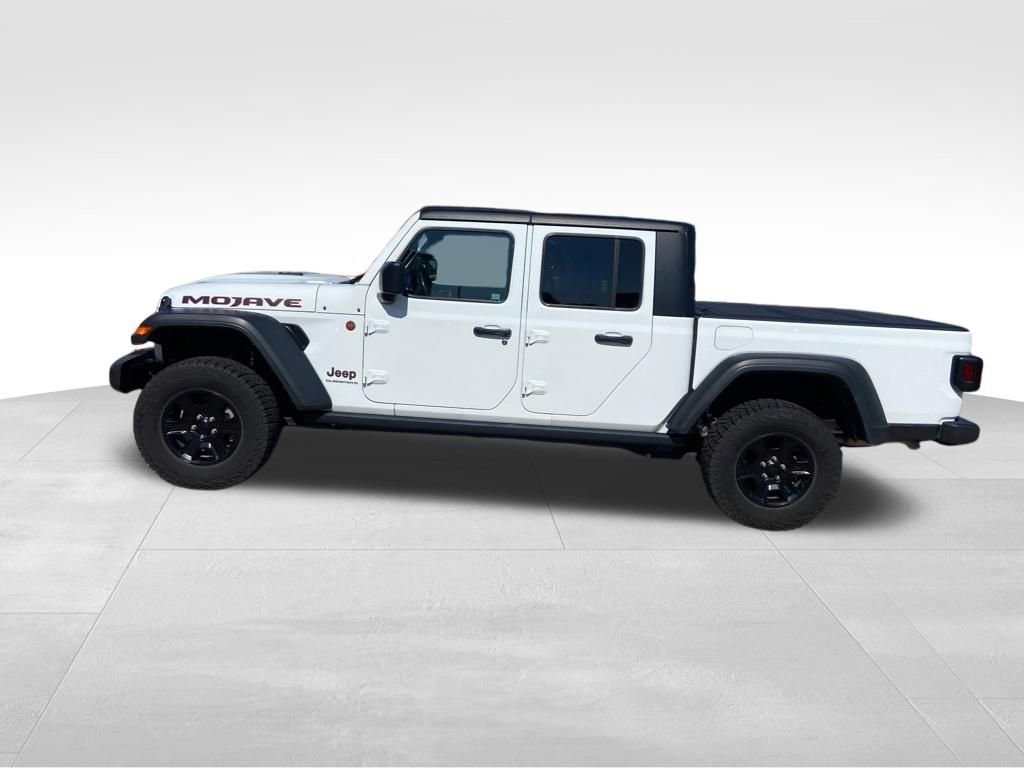 Used 2023 Jeep Gladiator Mojave w/ Dual Top Group AWD/4WD image 28