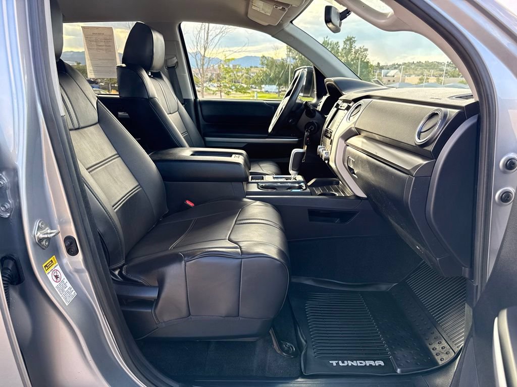 Used 2017 Toyota Tundra SR5 w/ SR5 Upgrade Package RWD image 30