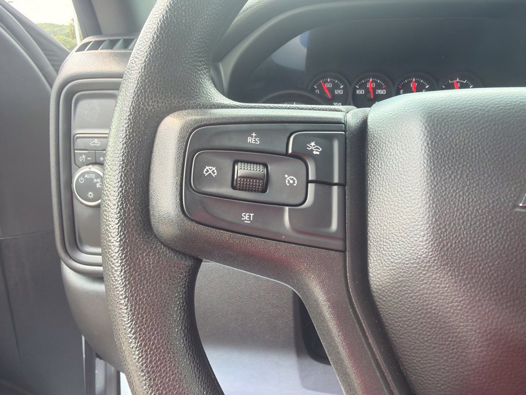 Certified 2025 Chevrolet Silverado 1500 W/T RWD image 22