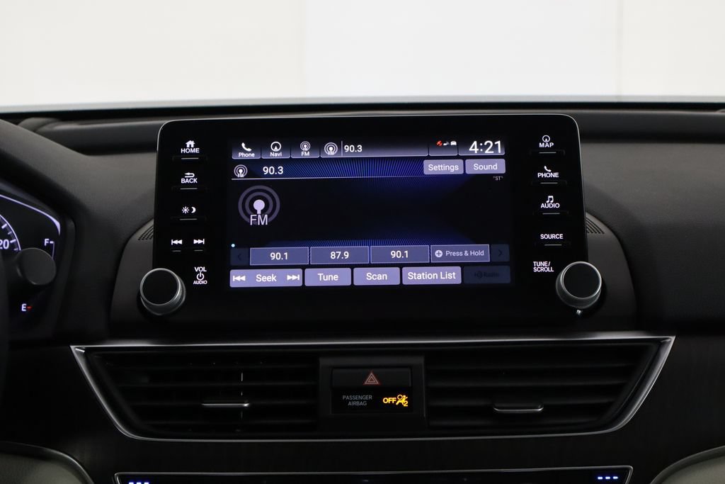 Used 2018 Honda Accord Touring image 27