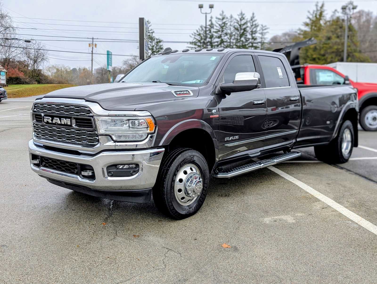 Used 2022 RAM 3500 Limited image 1