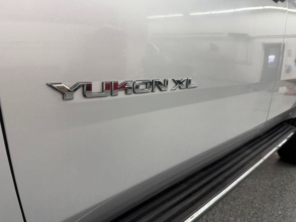 Used 2020 GMC Yukon XL SLT AWD/4WD image 9