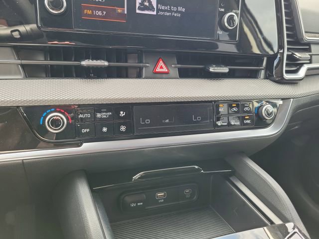 Used 2025 Kia Sportage LX image 23