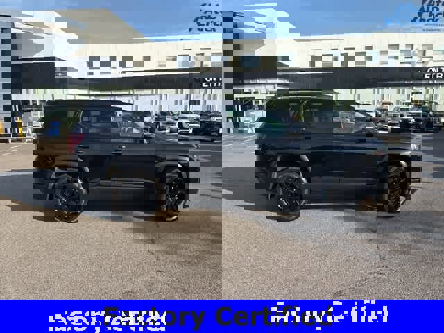 Certified 2023 GMC Acadia SLE w/ Driver Convenience Package image 8