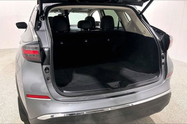 Used 2024 Nissan Murano SV image 40