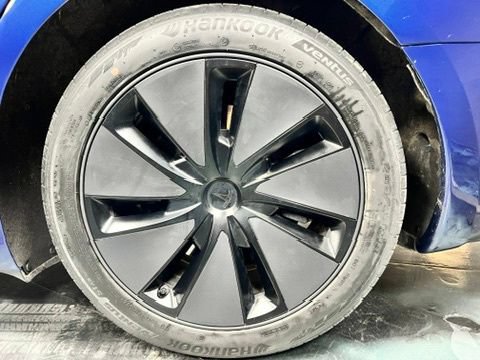 Used 2024 Tesla Model 3 Standard Range RWD image 24