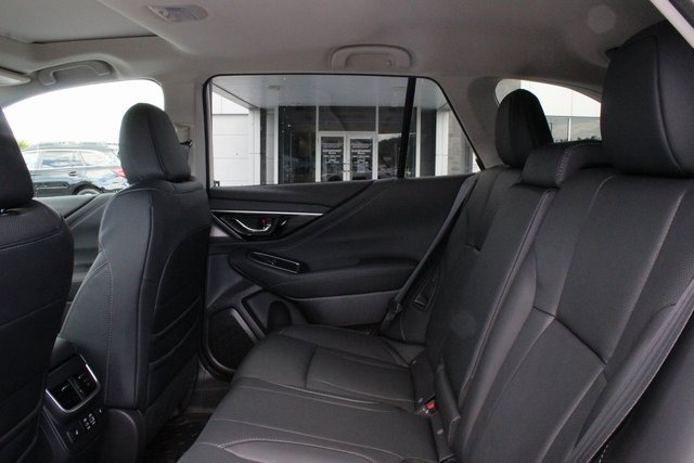 New 2025 Subaru Outback Touring image 8