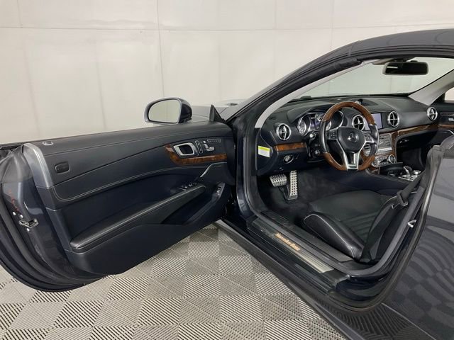 Used 2013 Mercedes-Benz SL 550 image 21