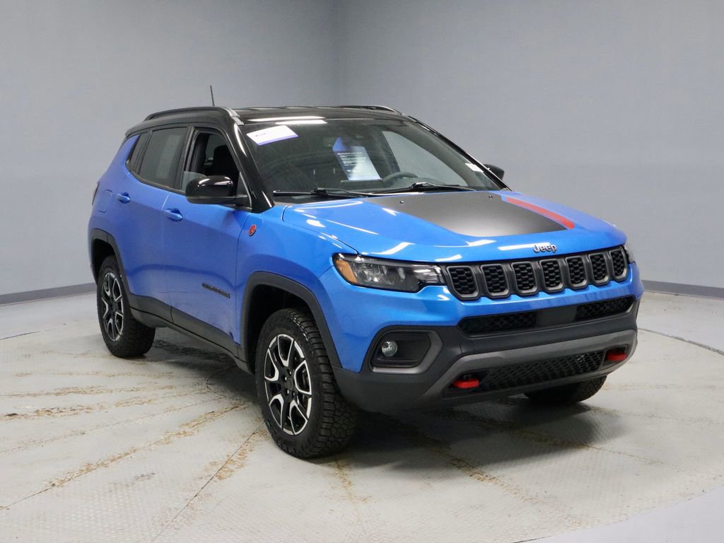 Used 2025 Jeep Compass Trailhawk