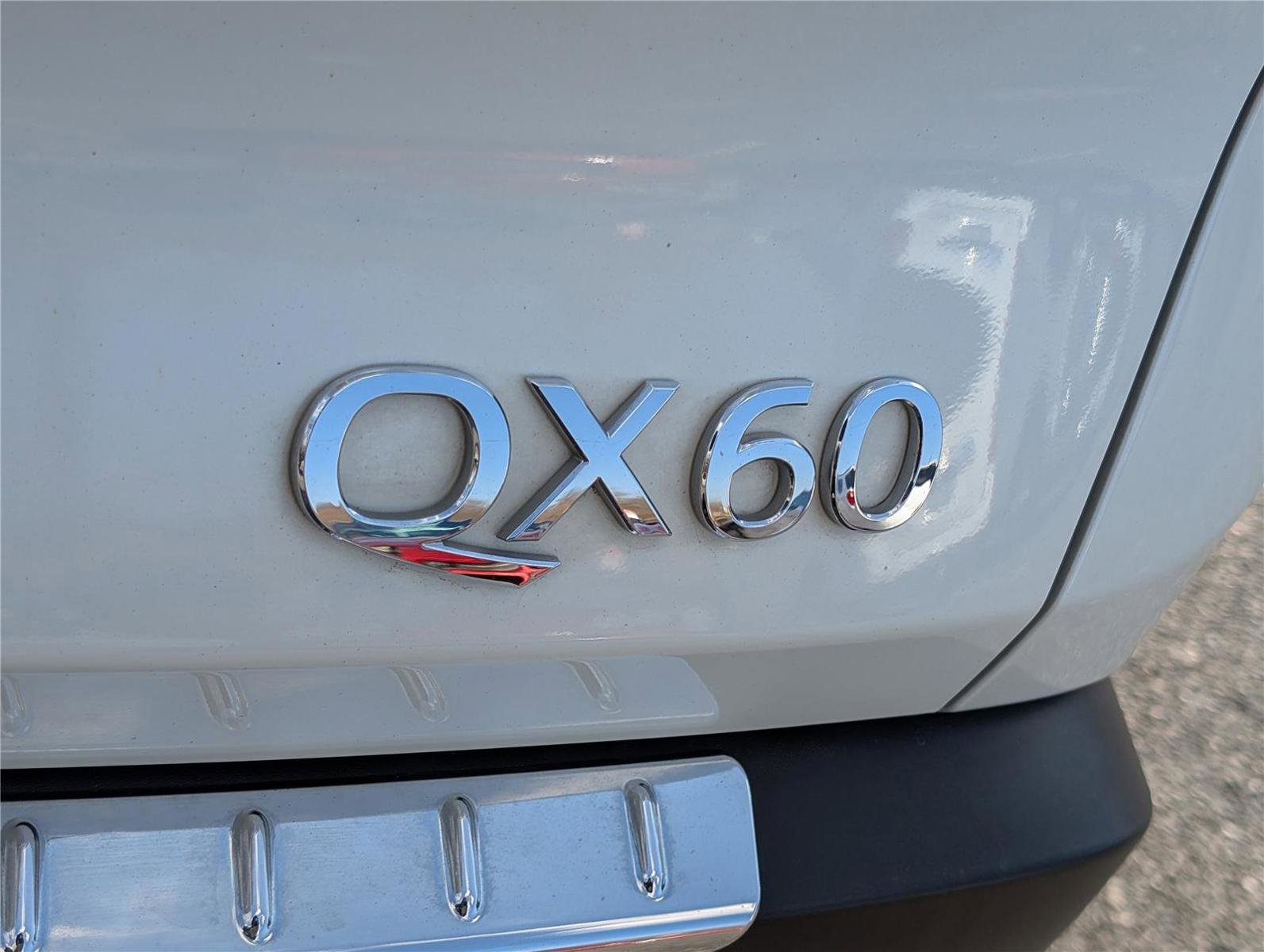 Used 2023 INFINITI QX60 Luxe w/ Cargo Package image 10