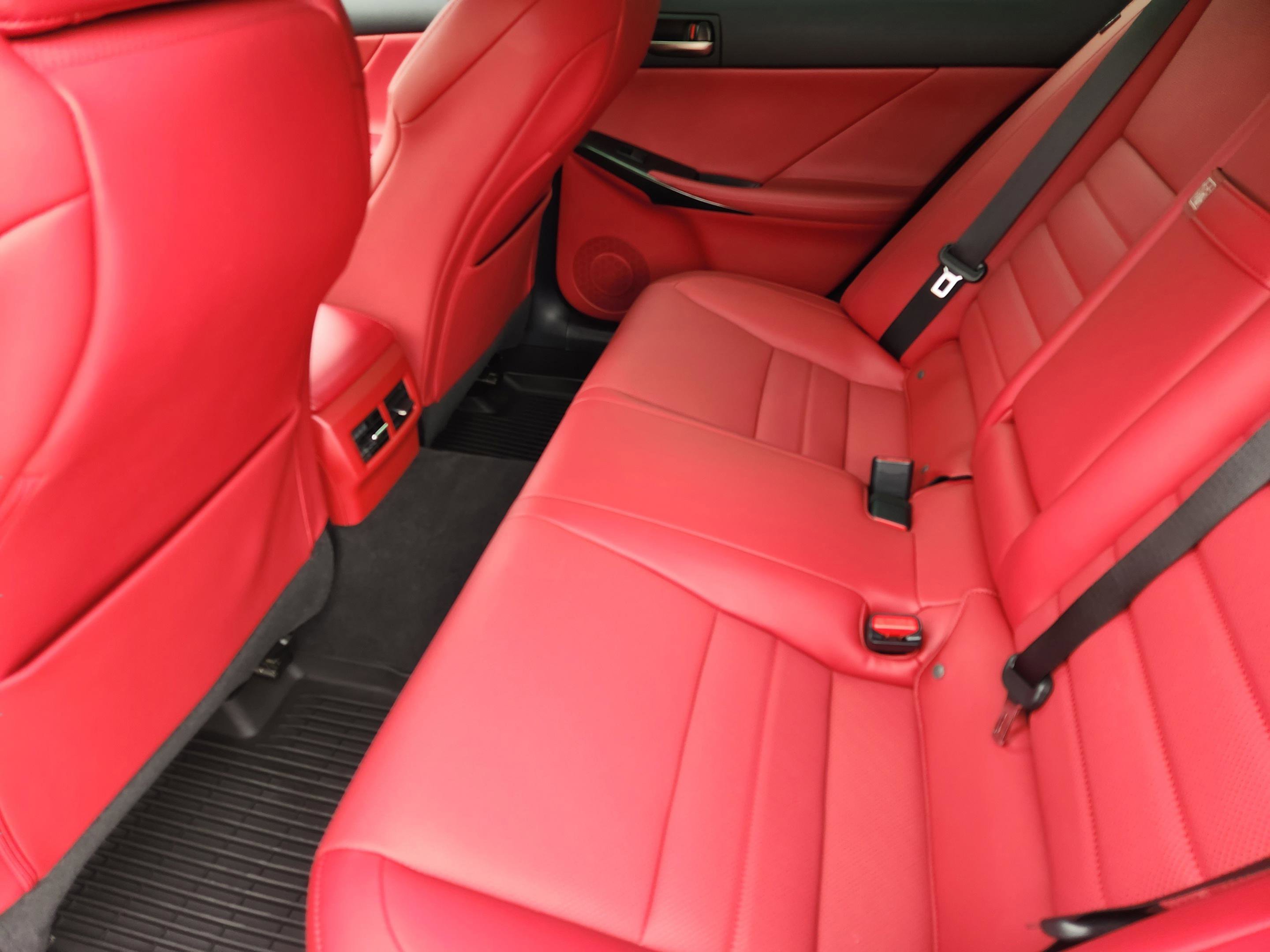 Used 2024 Lexus IS 350 F Sport RWD image 9