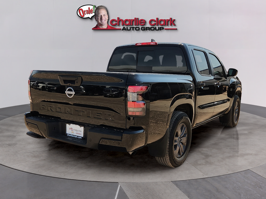 Used 2026 Nissan Frontier SV RWD image 5