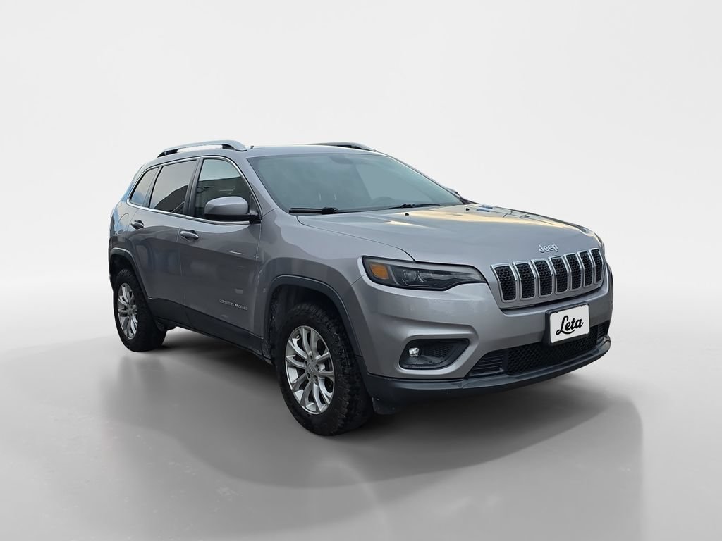 Used 2019 Jeep Cherokee Latitude w/ Cold Weather Group AWD/4WD image 2