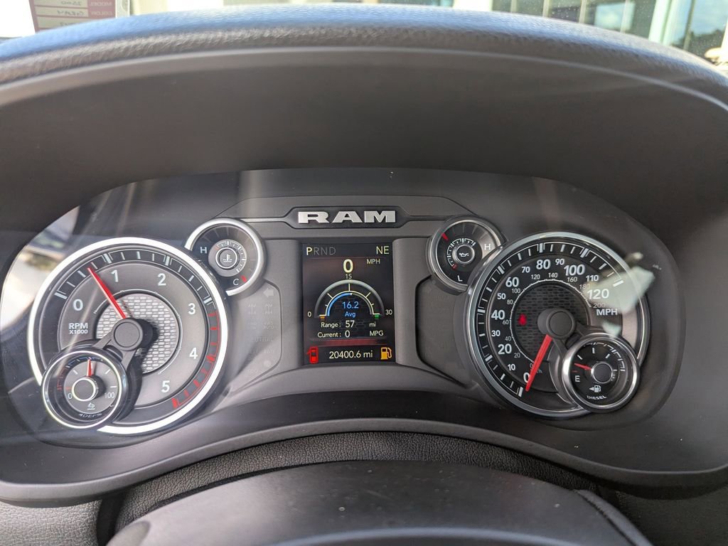 Used 2024 RAM 2500 Tradesman w/ Chrome Appearance Group image 26