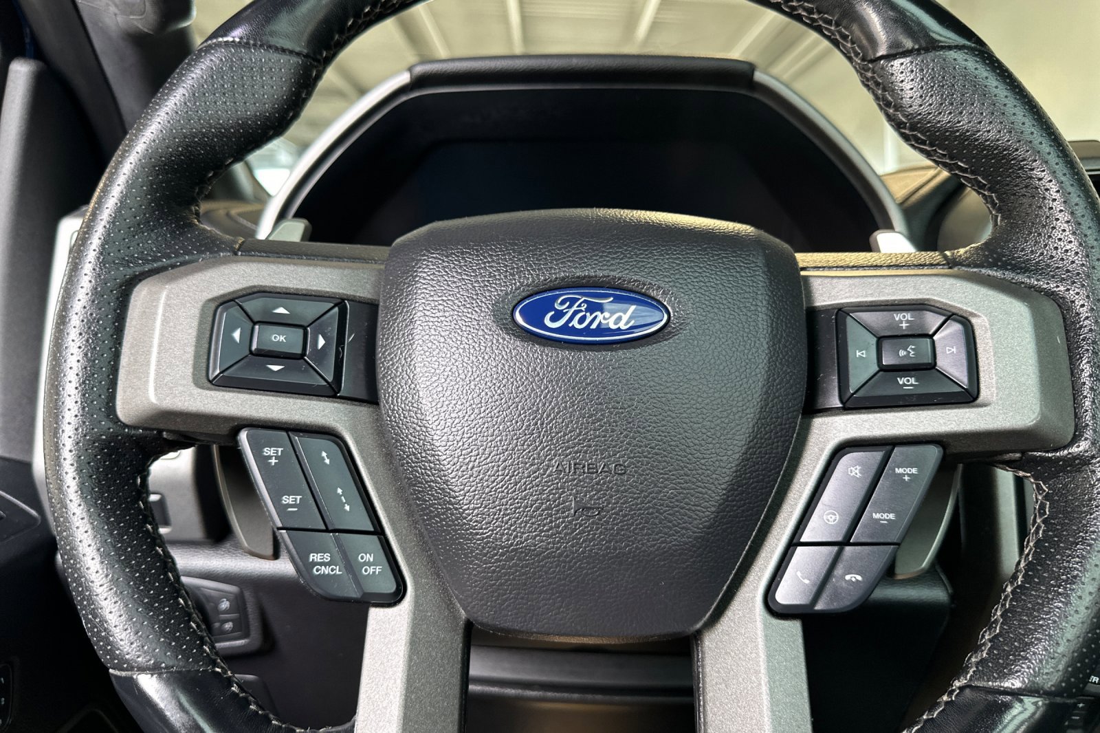 Used 2018 Ford F150 Raptor w/ Equipment Group 802A Luxury image 20