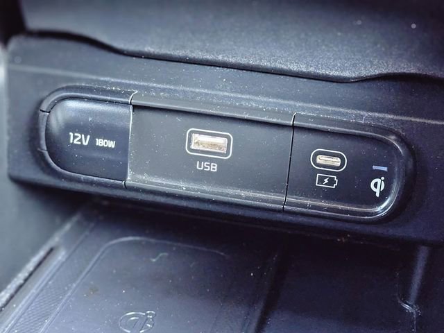 Used 2025 Kia Telluride S image 25