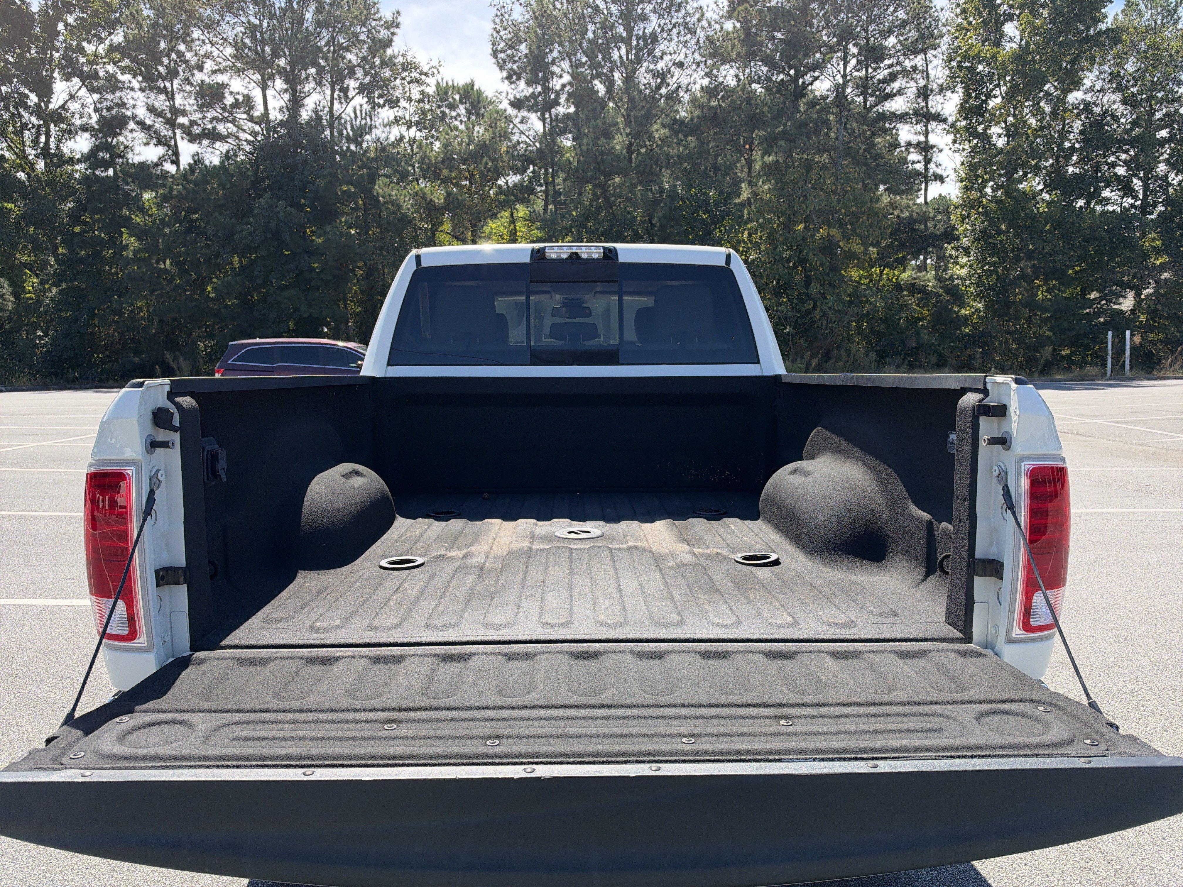 Used 2016 RAM 2500 Laramie AWD/4WD image 22
