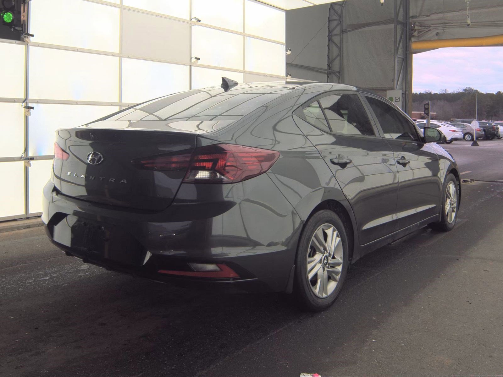 Used 2020 Hyundai Elantra SEL w/ Cargo Package (C1) image 6
