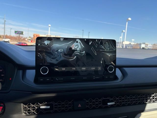 Used 2025 Honda Accord SE image 17