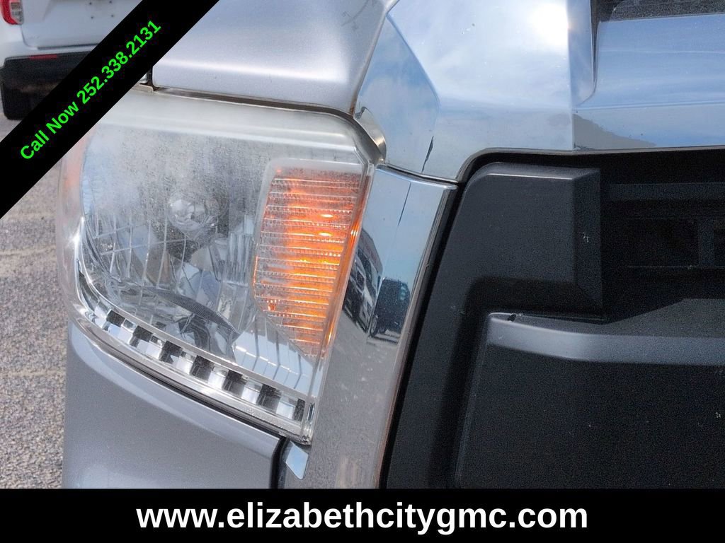 Used 2015 Toyota Tundra SR5 w/ TRD Off Road Package image 10