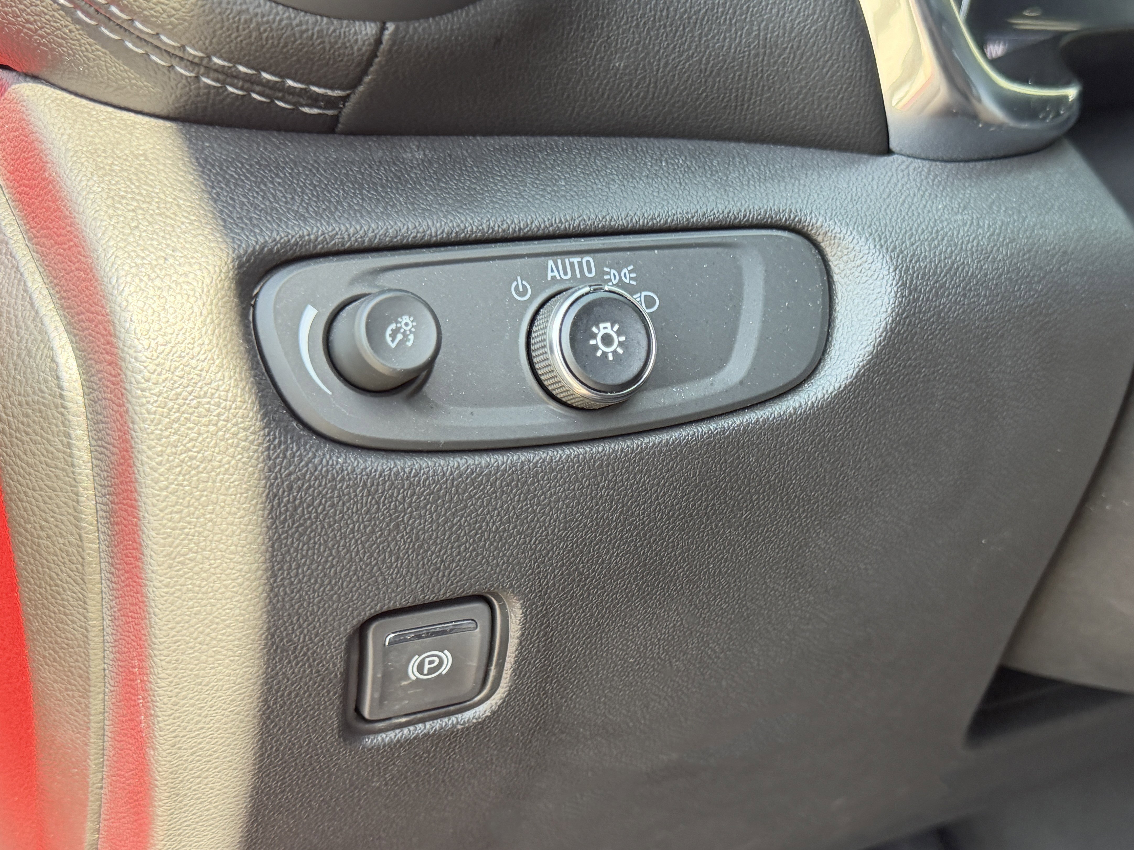 Used 2024 Chevrolet Blazer LT w/ Convenience Package FWD image 11