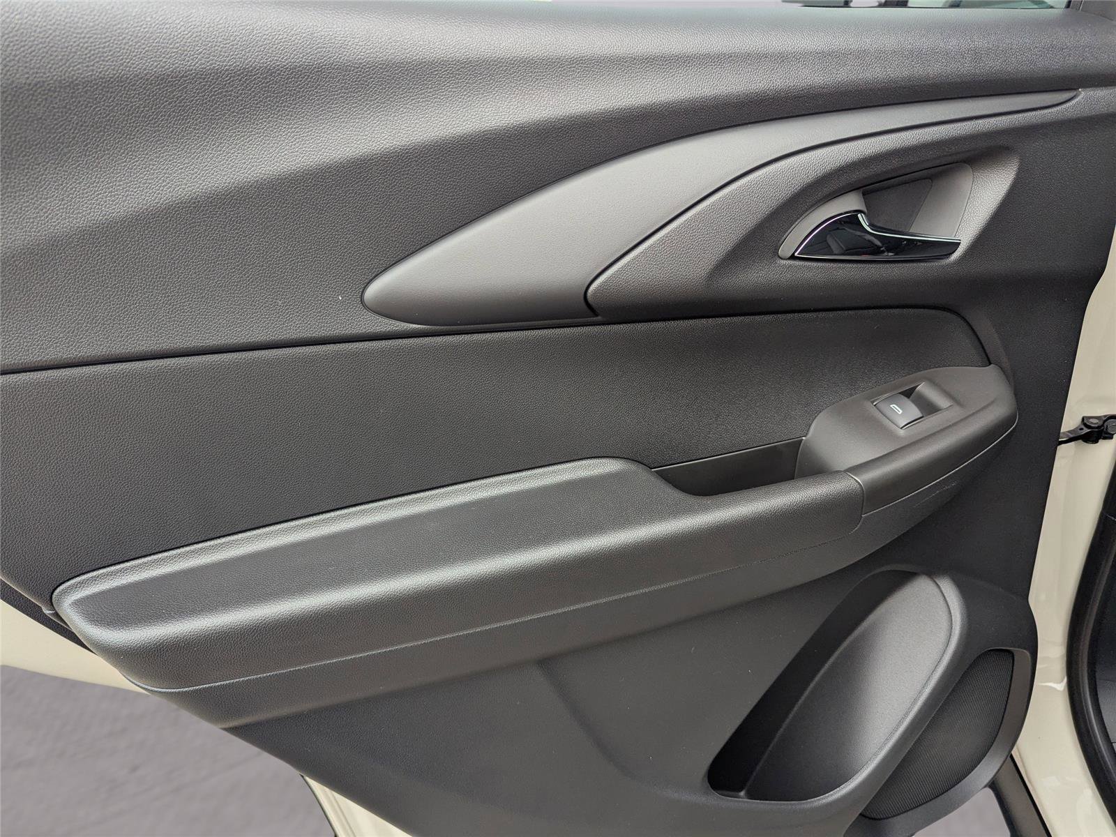 New 2026 Chevrolet TrailBlazer RS w/ Convenience Package image 27