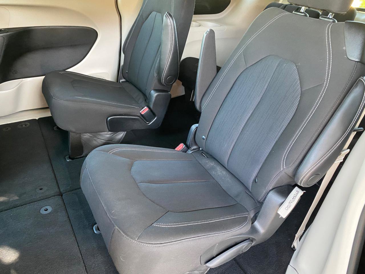 Used 2023 Chrysler Voyager LX FWD image 35