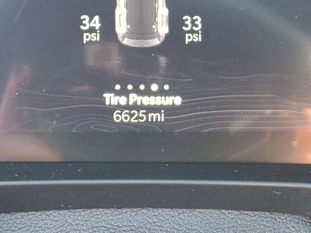 Certified 2024 Jeep Grand Cherokee Altitude image 13