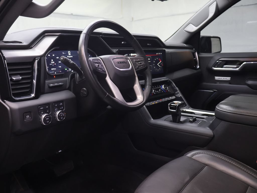 Used 2024 GMC Sierra 1500 Denali w/ Denali Reserve Package AWD/4WD image 17