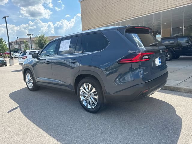 Used 2026 Toyota Grand Highlander AWD image 2