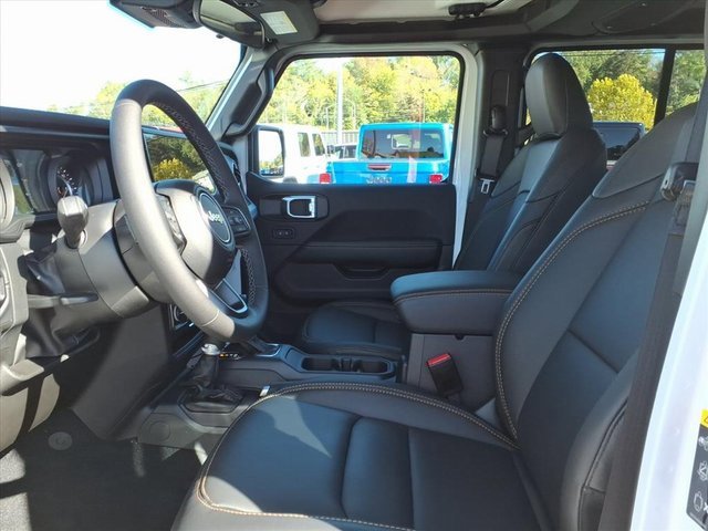 New 2025 Jeep Gladiator Sport image 7