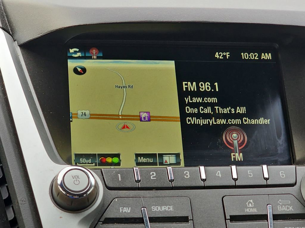 Used 2017 Chevrolet Equinox LT image 23