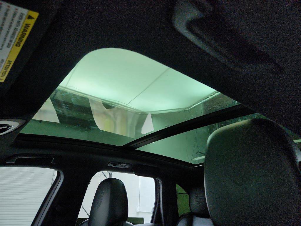 Used 2017 Porsche Cayenne Platinum Edition image 15