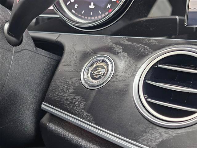 Used 2018 Mercedes-Benz E 400 4MATIC Wagon image 28