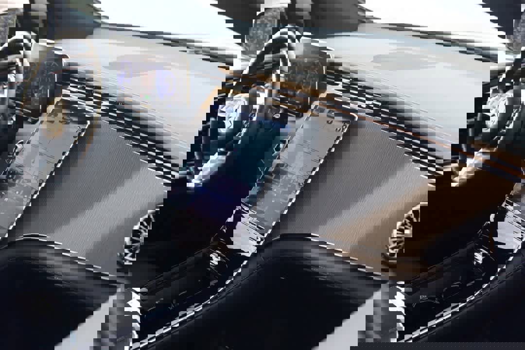 Certified 2023 Mercedes-Benz EQE 350+ 4MATIC SUV image 21