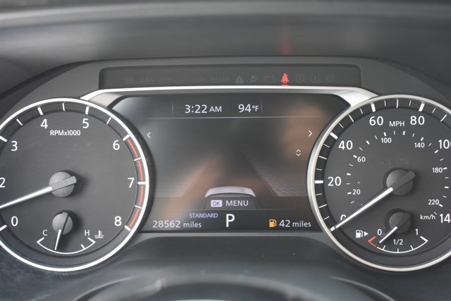 Used 2023 Nissan Rogue SL FWD image 23