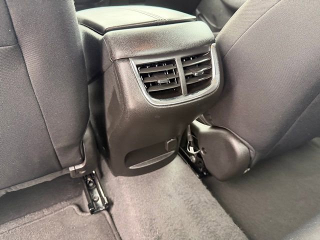 Used 2025 Chevrolet Malibu LT image 22