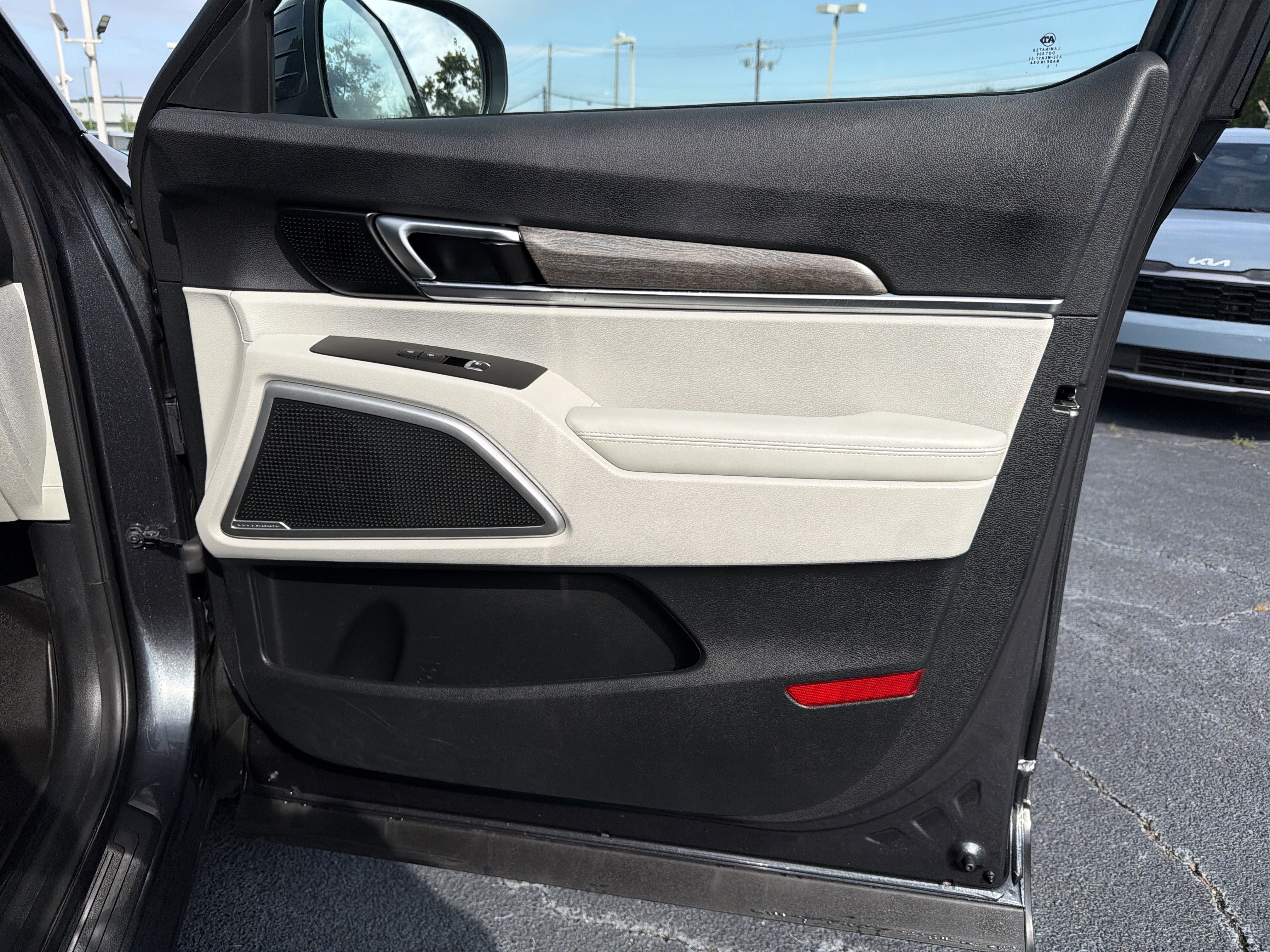 Used 2020 Kia Telluride EX FWD image 14