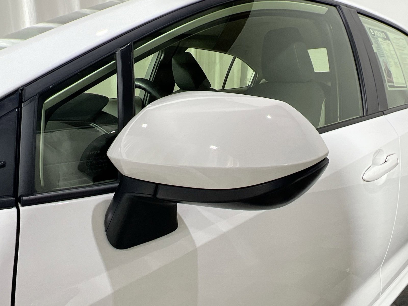 Used 2023 Toyota Corolla LE image 14