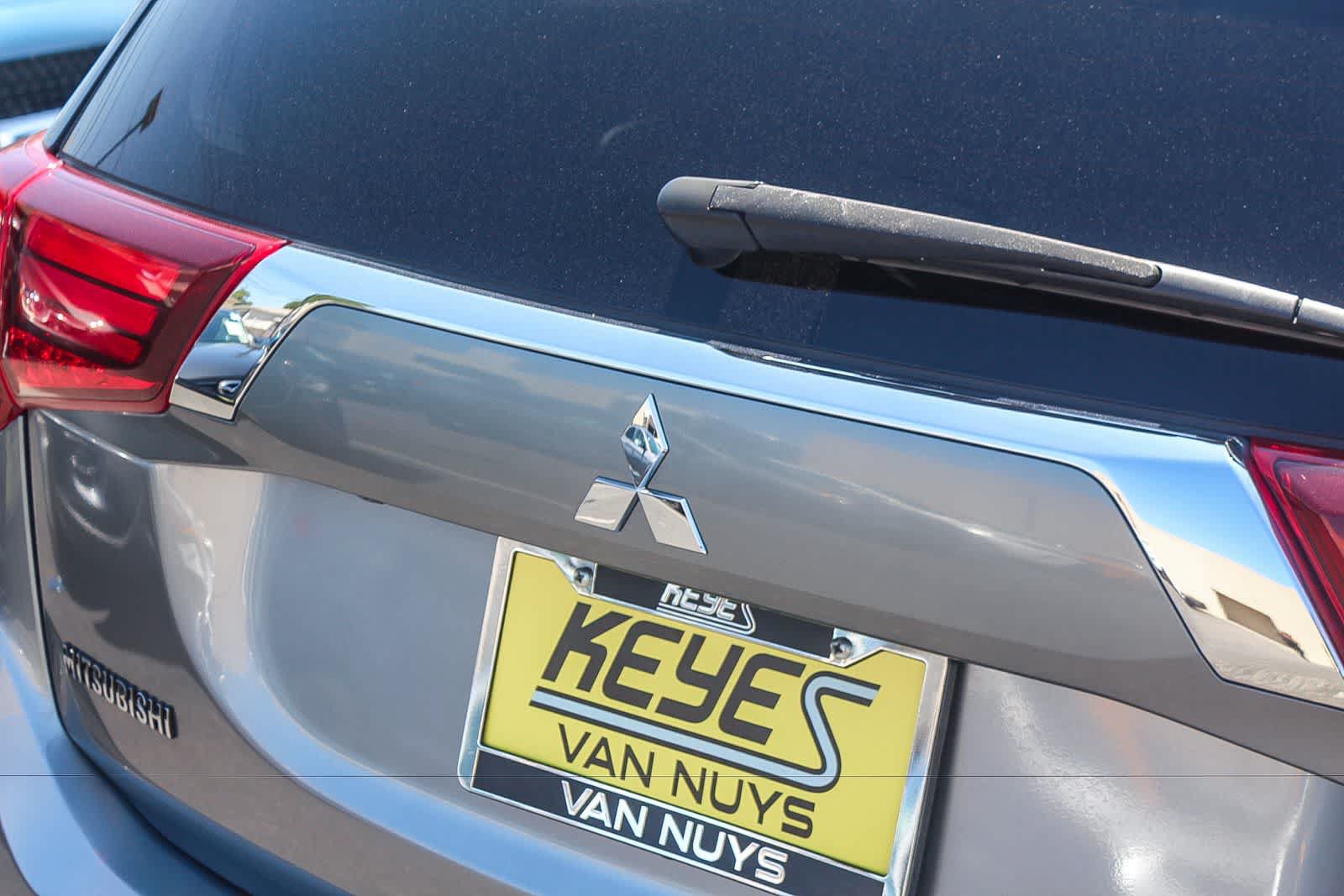 Used 2019 Mitsubishi Outlander GT AWD/4WD image 9