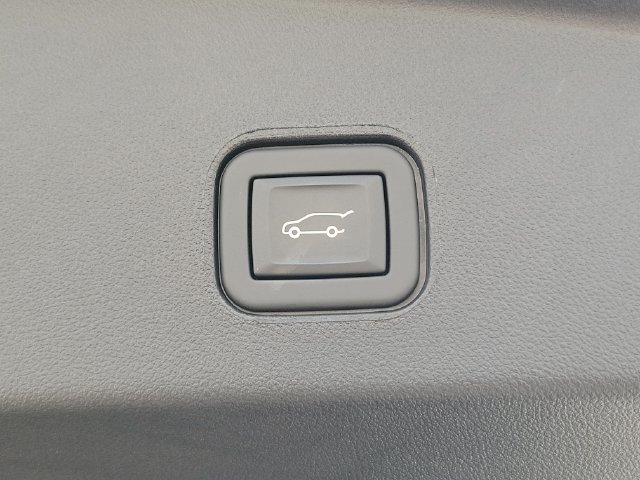 Certified 2024 Cadillac Lyriq Sport RWD image 29