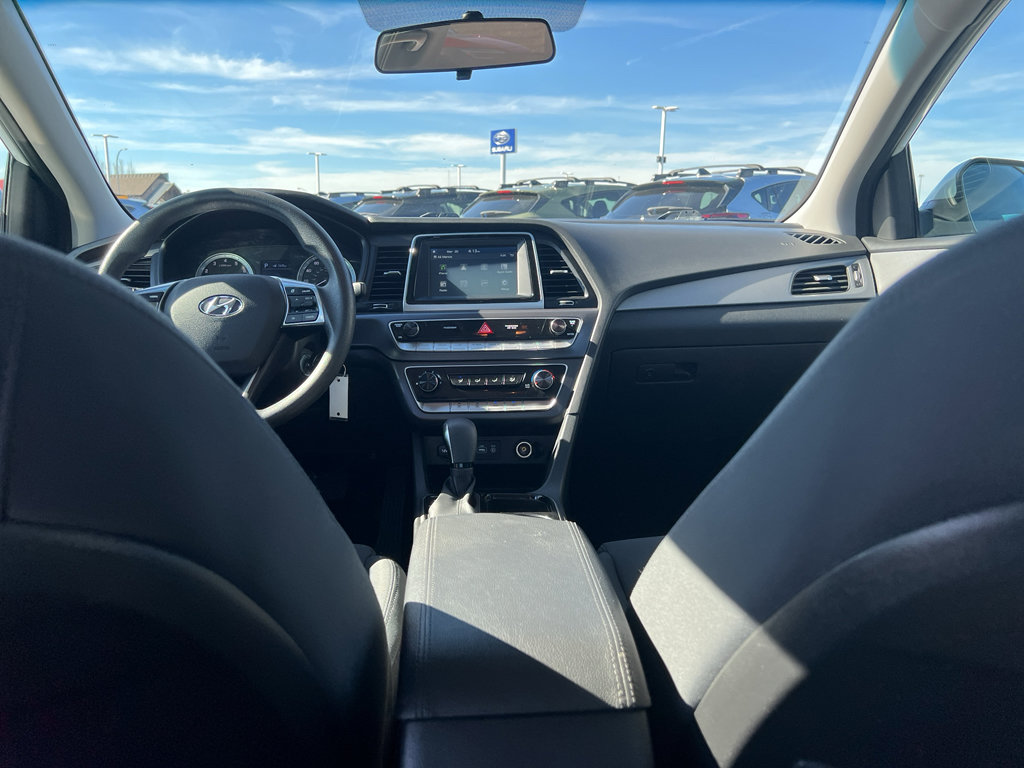 Used 2018 Hyundai Sonata SE image 19