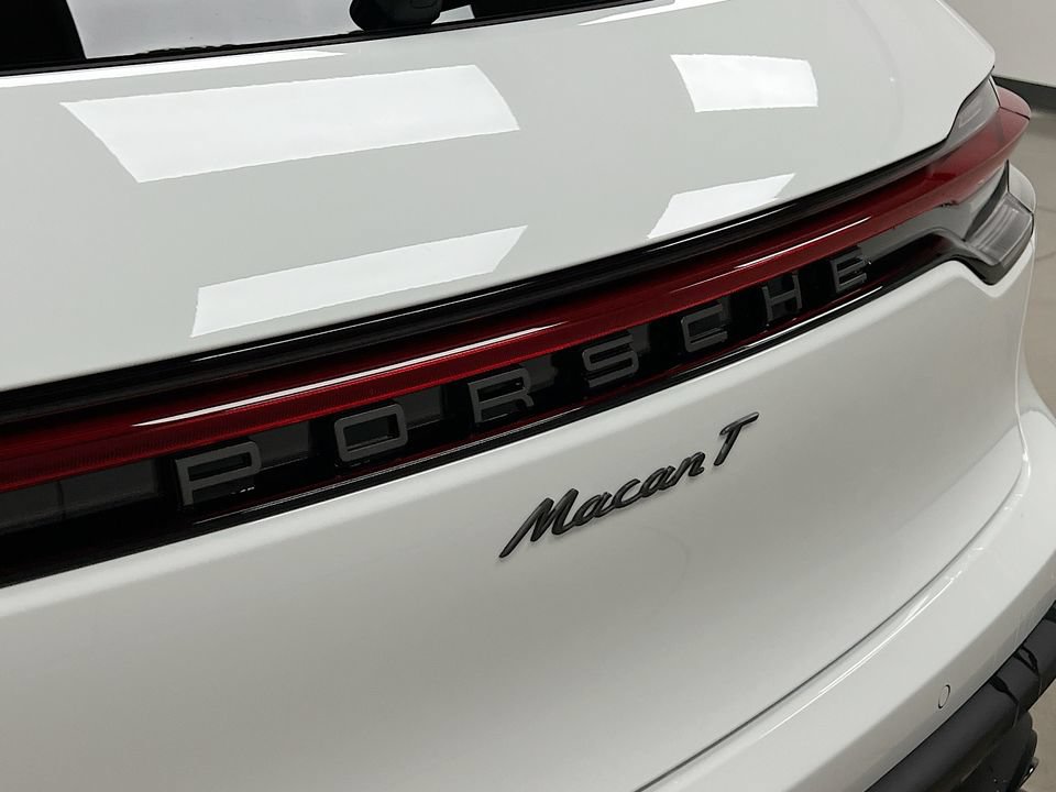New 2026 Porsche Macan Turbo AWD/4WD image 34